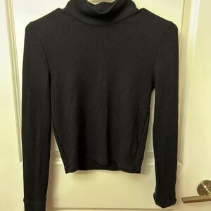 American Eagle Women's Black Turtleneck Sweater medium